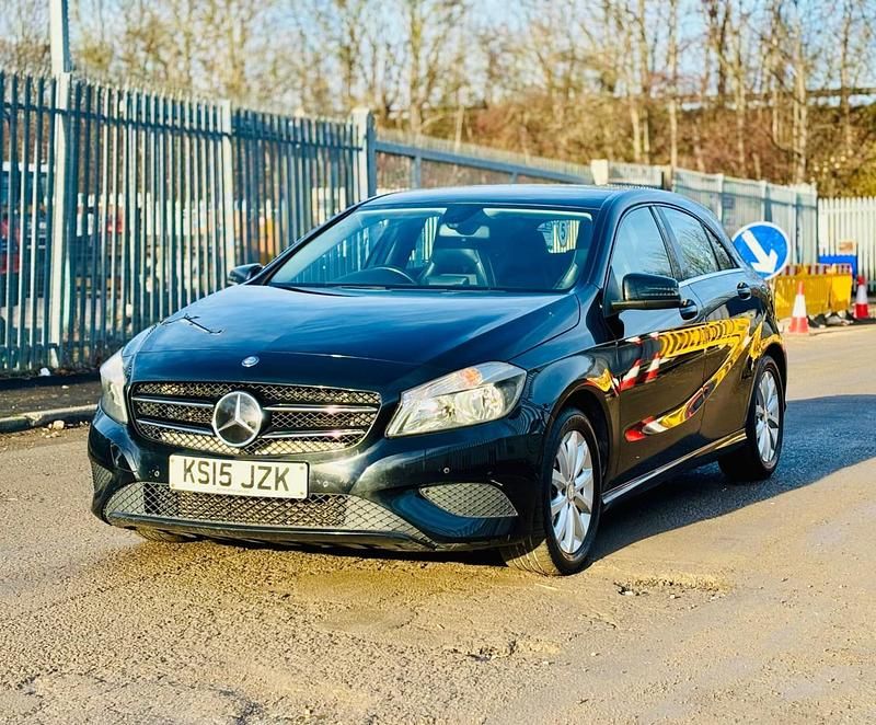 Used Mercedes A180 SE 109 HP (80 kW) 2015 Black Hatchback