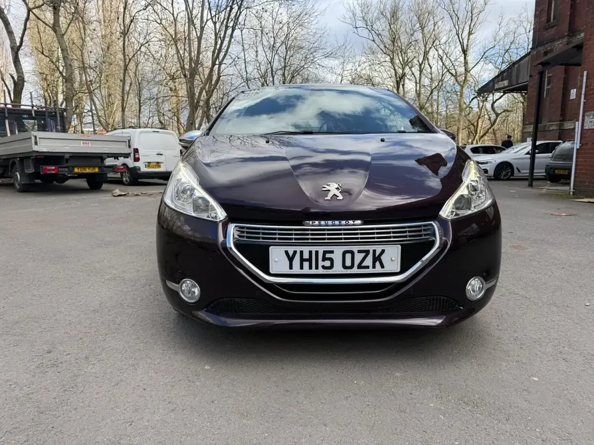 Used Peugeot 208 S 2015 Mauve/purple Hatchback