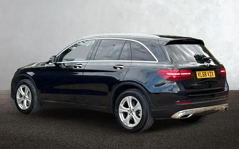 Used Mercedes GLC220 Premium Plus 170 HP (125 kW) 2019 SUV