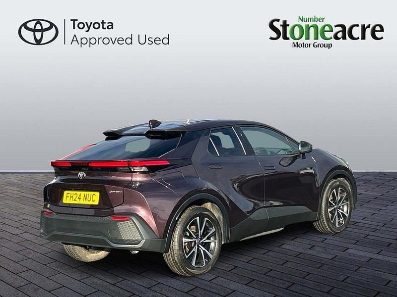 Used Toyota C-HR Design 220 HP (161 kW) 2024 Mauve/purple SUV