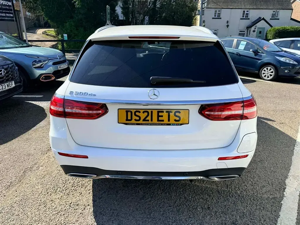 Used Mercedes E300 AMG line 2021 White Estate