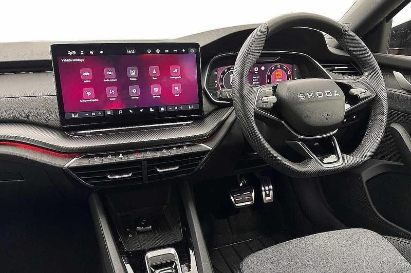 Used Skoda Octavia SportLine 147 HP (108 kW) 2025 Velvet red metallic Estate