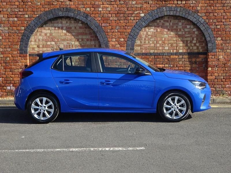 Used Vauxhall Corsa Design Edition 74 HP (54 kW) 2022 Blue Hatchback