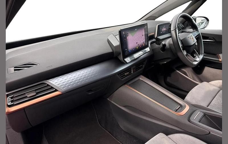Usado Cupra Born e-Boost 169 kW (230 CV) 2022 Rojo Utilitario