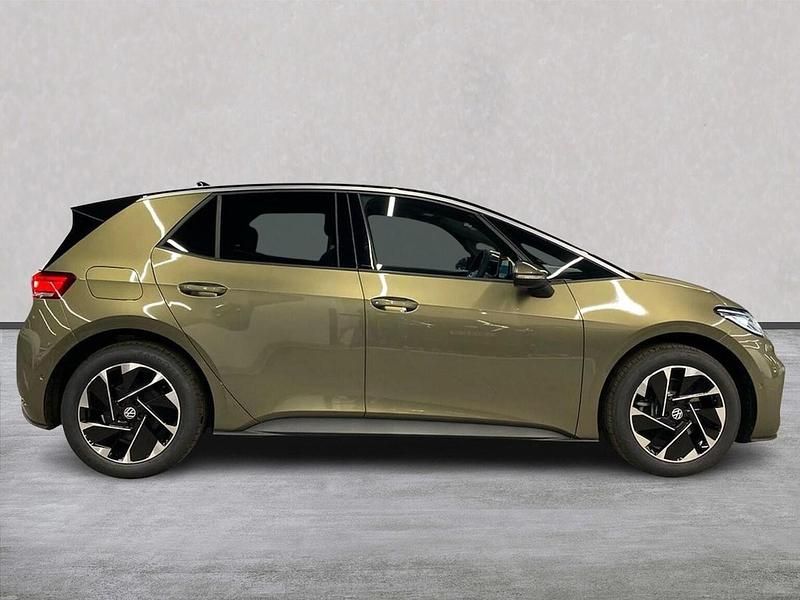 Used VW ID.3 Pro 150 kW (204 HP) 2026 Green Hatchback