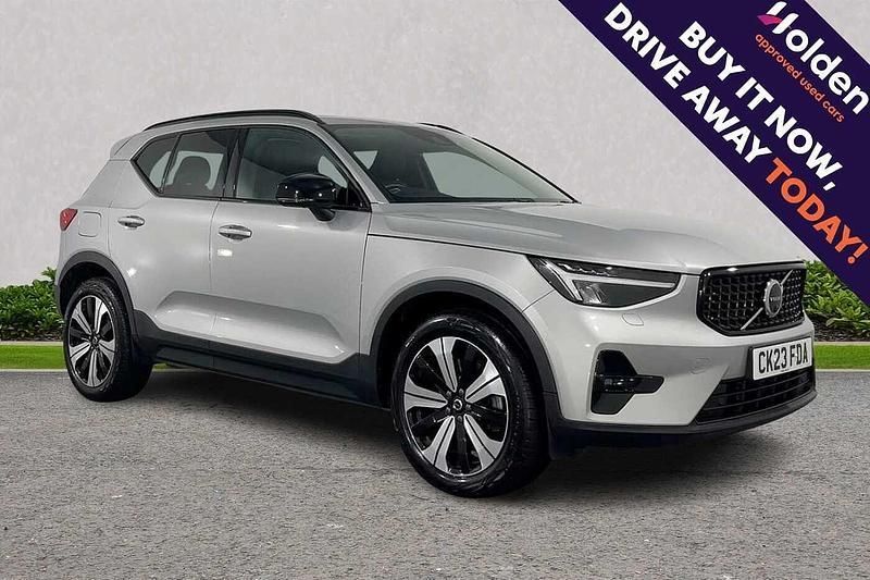 Used 2023 Volvo XC40 Ultimate SUV | £32,990 (Fair price) - Image 1/4