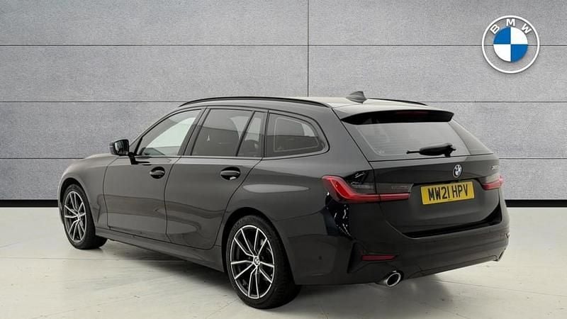 Used BMW 320 Sport Line 190 HP (139 kW) 2021 Black Estate