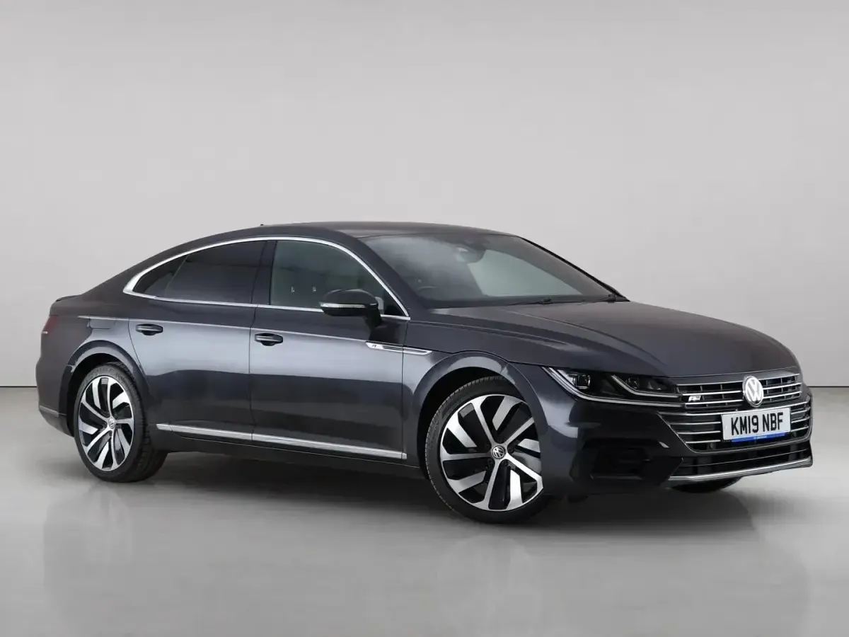 Used VW Arteon R-line 150 HP (110 kW) 2018 Hatchback