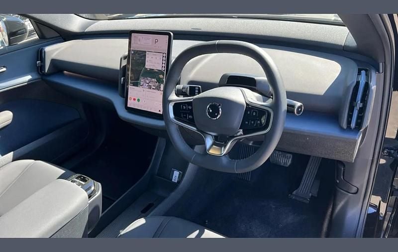 New Volvo EX30 Plus 196 kW (267 HP) 2026 Black SUV