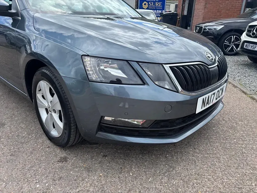 Used Skoda Octavia SE Technology 2017 Grey Estate