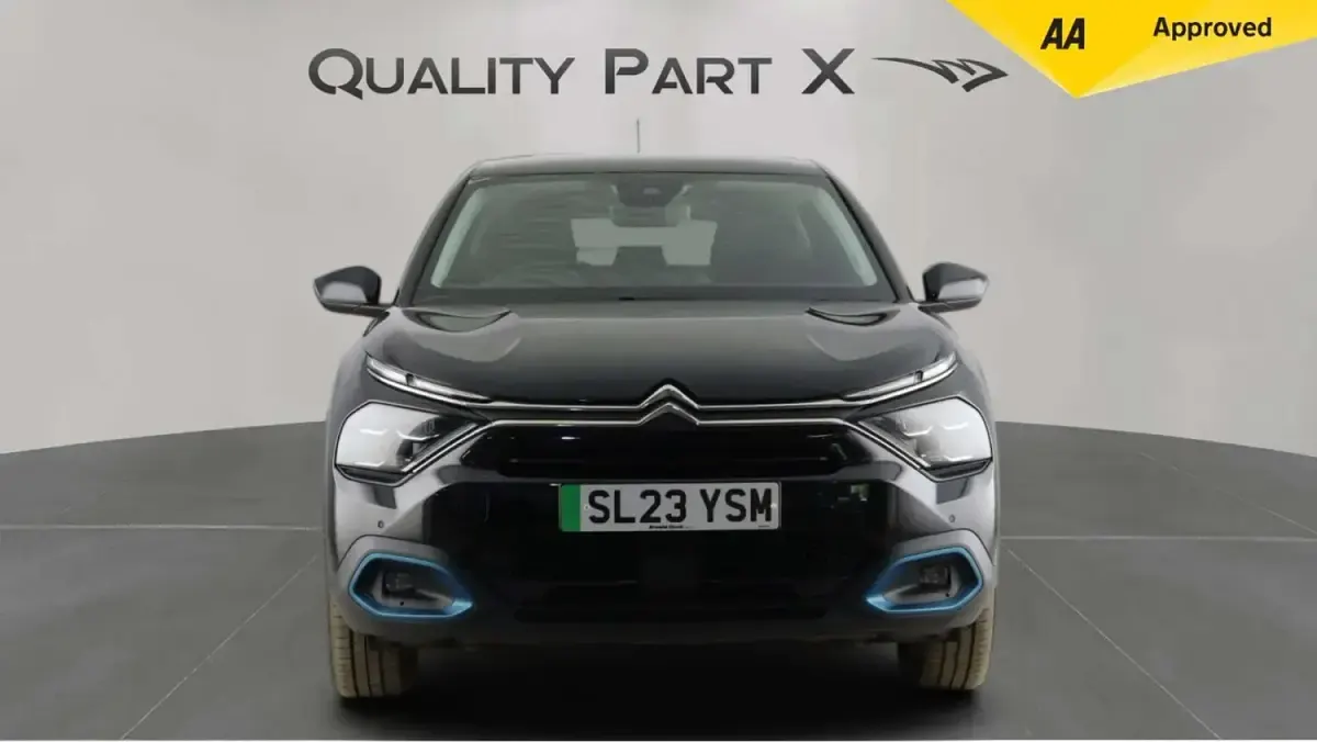 Used Citroën e-C4 Shine 100 kW (136 HP) 2023 Black Hatchback