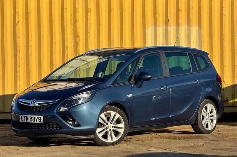 Used Vauxhall Zafira Tourer SRi 140 HP (102 kW) 2015 MPV
