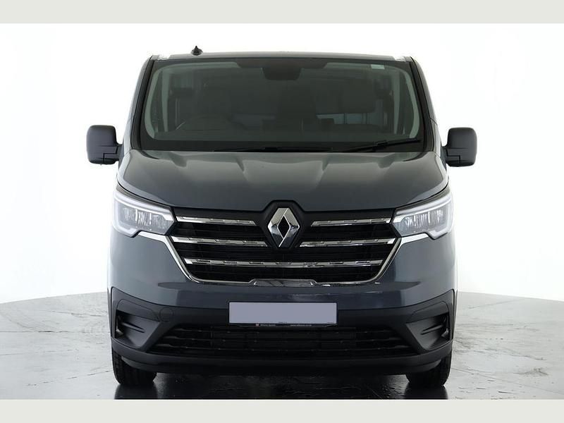 Grey New 2025 Renault Trafic Van | £22,995 - Image 1/4