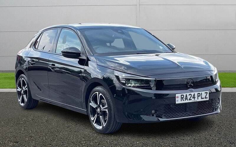 Used 2025 Vauxhall Corsa Hatchback | £14,990 (Fair price) - Image 1/4