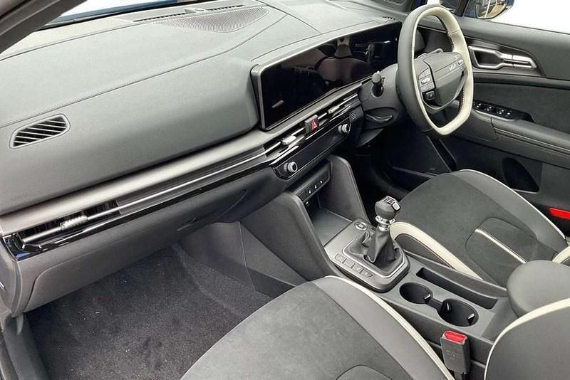 New Kia Sportage GT-Line 147 HP (108 kW) 2025 White SUV