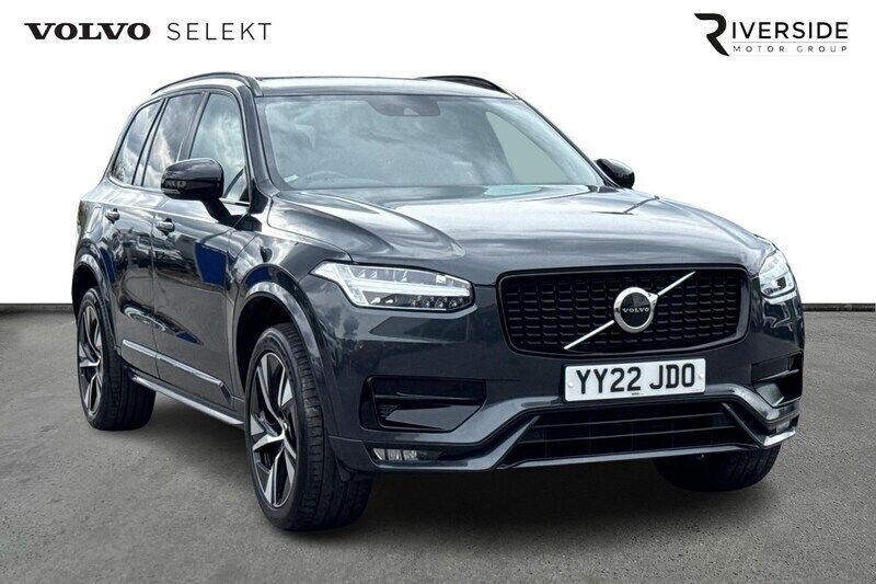 Savile grey Used 2022 Volvo XC90 R-Design SUV | £33,227 (Fair price) - Image 1/4