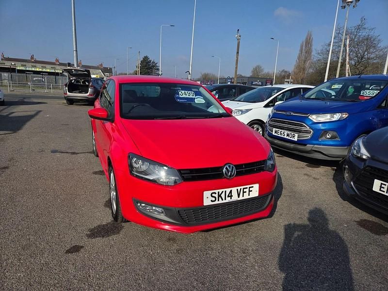 Used VW Polo Edition 60 HP (44 kW) 2014 Red Hatchback