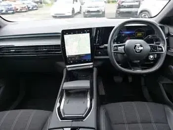 Used Renault Austral Techno 200 HP (147 kW) 2023 White SUV