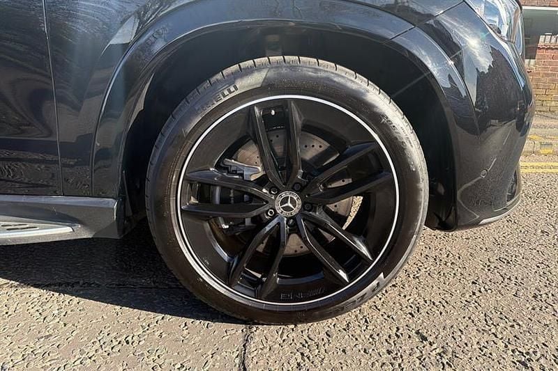 Used Mercedes GLE450 AMG AMG line 367 HP (269 kW) 2024 Black Estate