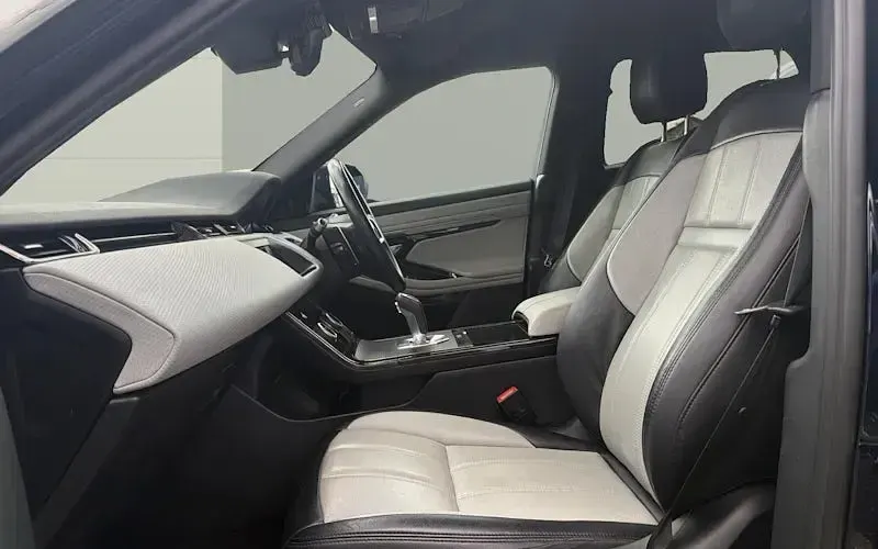 Used Land Rover Range Rover evoque R-Dynamic 207 HP (152 kW) 2023 SUV