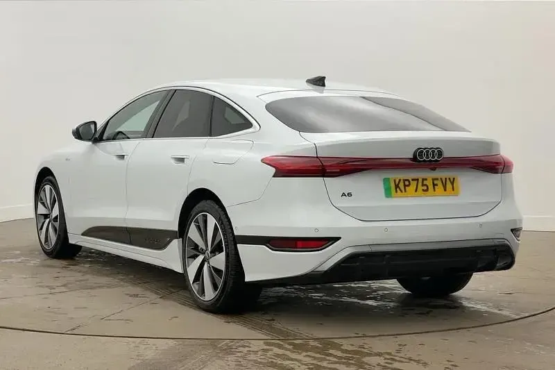 New Audi A6 e-tron S-Line 269 kW (367 HP) 2025 White Hatchback