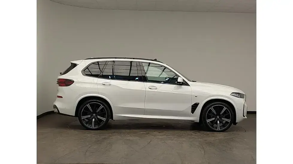 Used BMW X5 M Sport 294 HP (216 kW) 2024 Alpine white  SUV