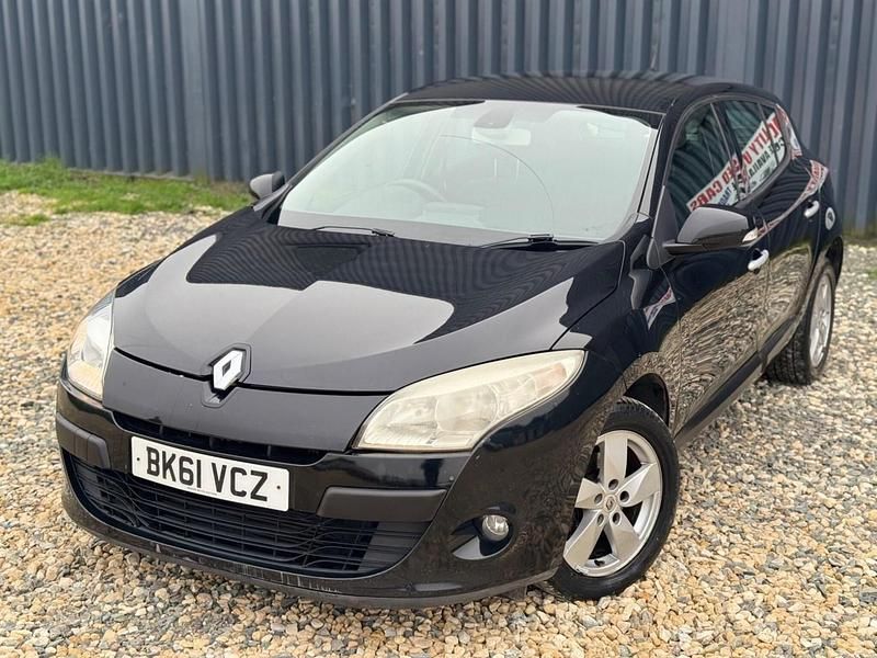 Used Renault Mégane III Dynamique 2011 Black Hatchback