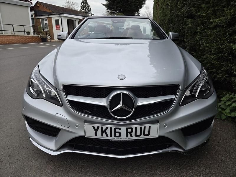 Begagnad Mercedes E220 AMG line 2016 Silver Cab