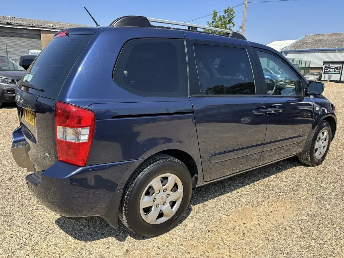 Used Kia Sedona 2007 Blue MPV