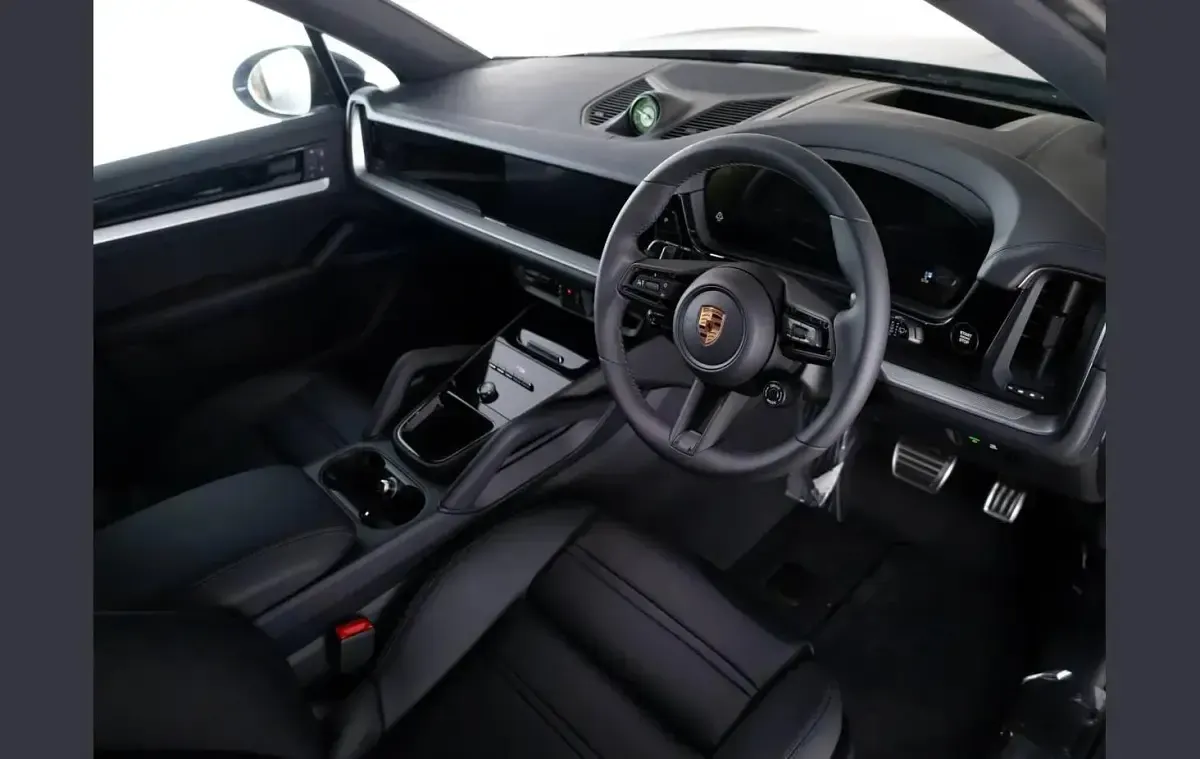 Used Porsche Cayenne 468 HP (344 kW) 2025 Grey SUV