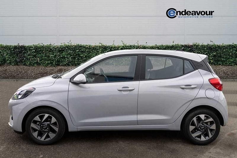 New Hyundai i10 Advanced 63 HP (46 kW) 2025 Grey Hatchback