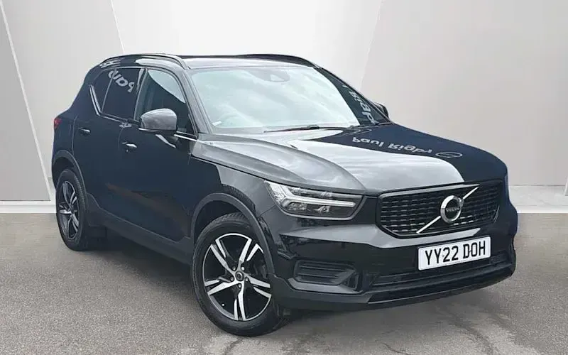 Used Volvo XC40 R-Design 163 HP (119 kW) 2021 SUV