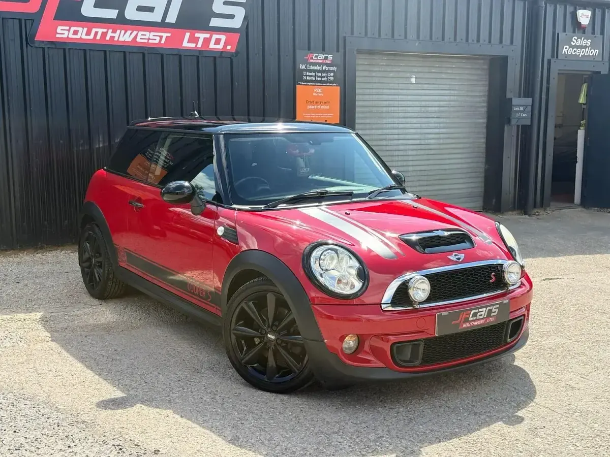 Used Mini Cooper S Hatch 184 HP (135 kW) 2013 Red Hatchback