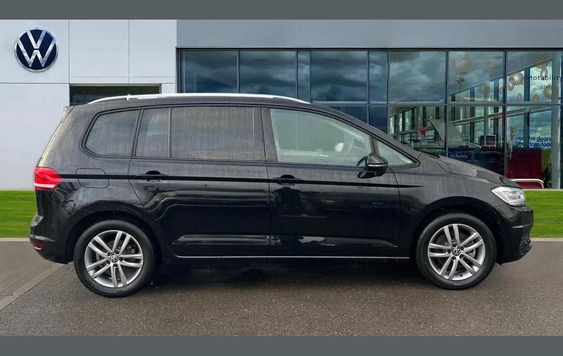 Used VW Touran Match 147 HP (108 kW) 2025 Black MPV