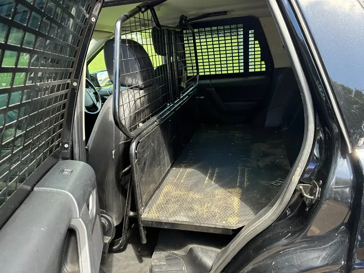Used Land Rover Freelander 2 150 HP (110 kW) 2014 Black SUV