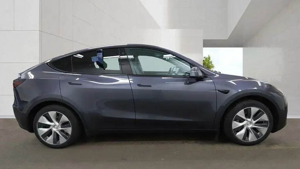 Used Tesla Model Y RWD 250 kW (340 HP) 2023 SUV