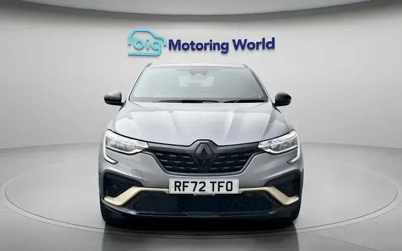 Used Renault Arkana Engineered 145 HP (106 kW) 2023 Grey SUV