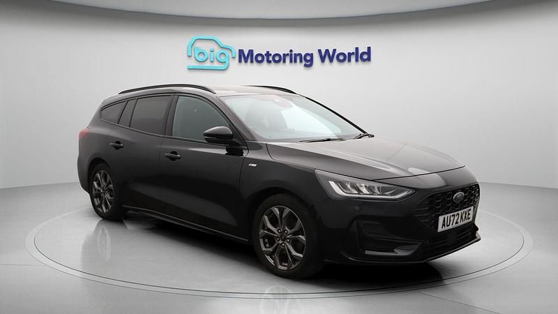 Black Used 2022 Ford Focus ST-Line Estate | £14,500 (Fair price) - Image 1/4