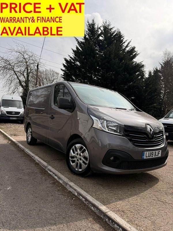 Used Renault Trafic 2019 Grey MPV