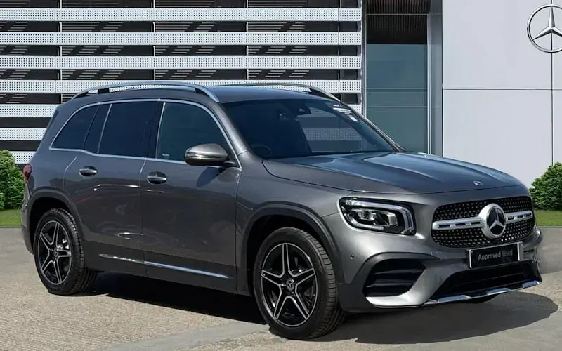 Second-hand Mercedes GLB200 AMG Line Premium 163 CP (119 kW) 2023 SUV