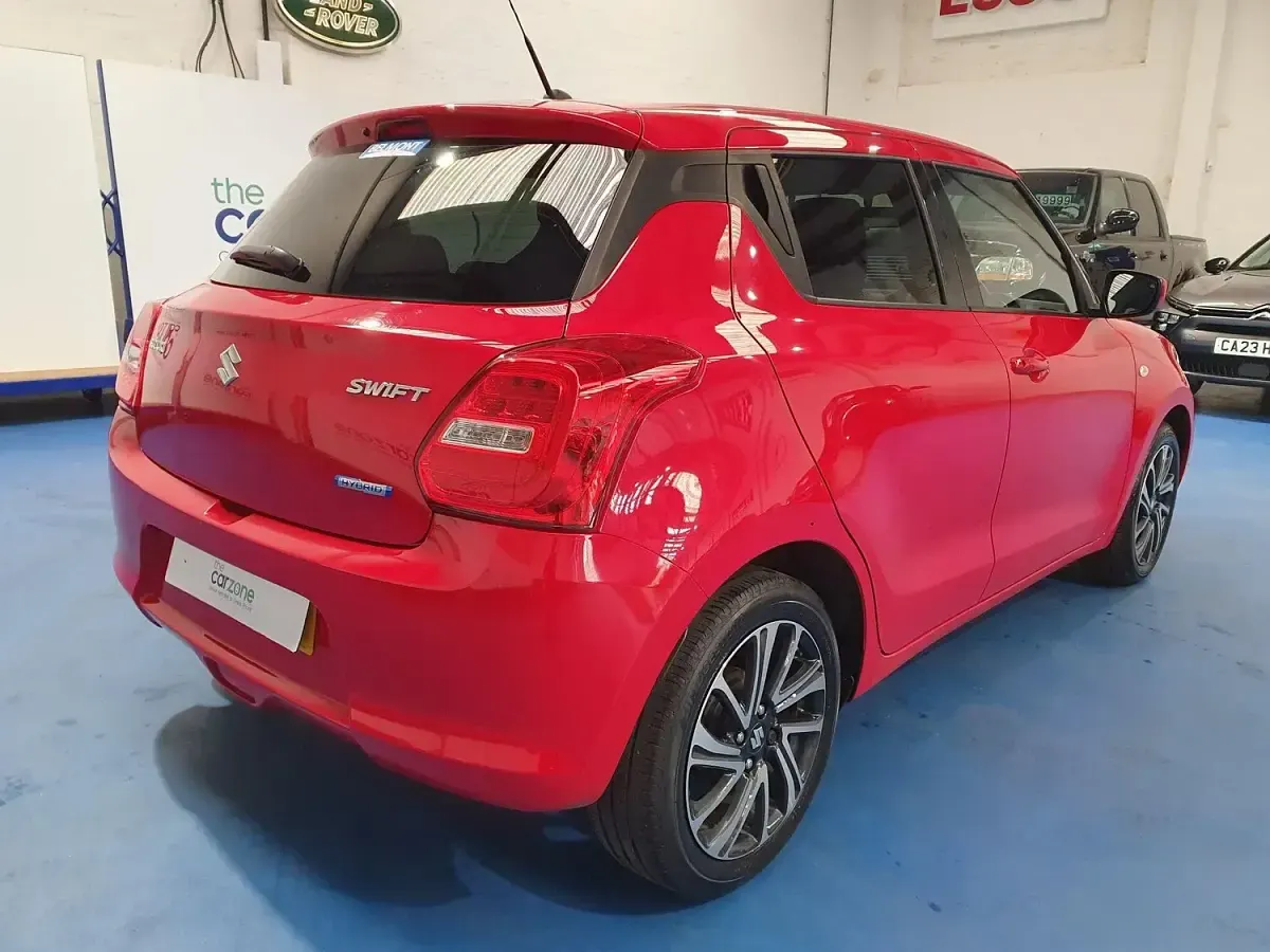 Used Suzuki Swift SZ-L 83 HP (61 kW) 2023 Red Hatchback