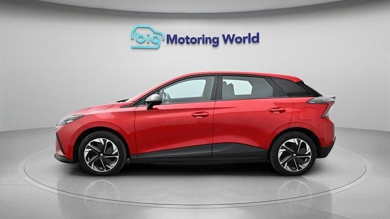 Used MG MG4 EV SE 319 kW (435 HP) 2024 Hatchback