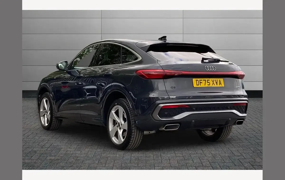 Used Audi Q5 S-Line 204 HP (150 kW) 2025 Grey SUV
