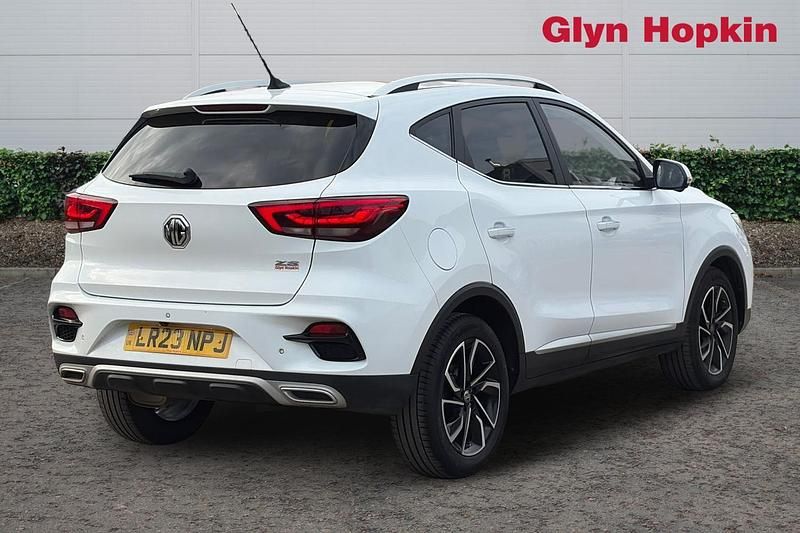 Used MG ZS Exclusive 106 HP (77 kW) 2023 White SUV