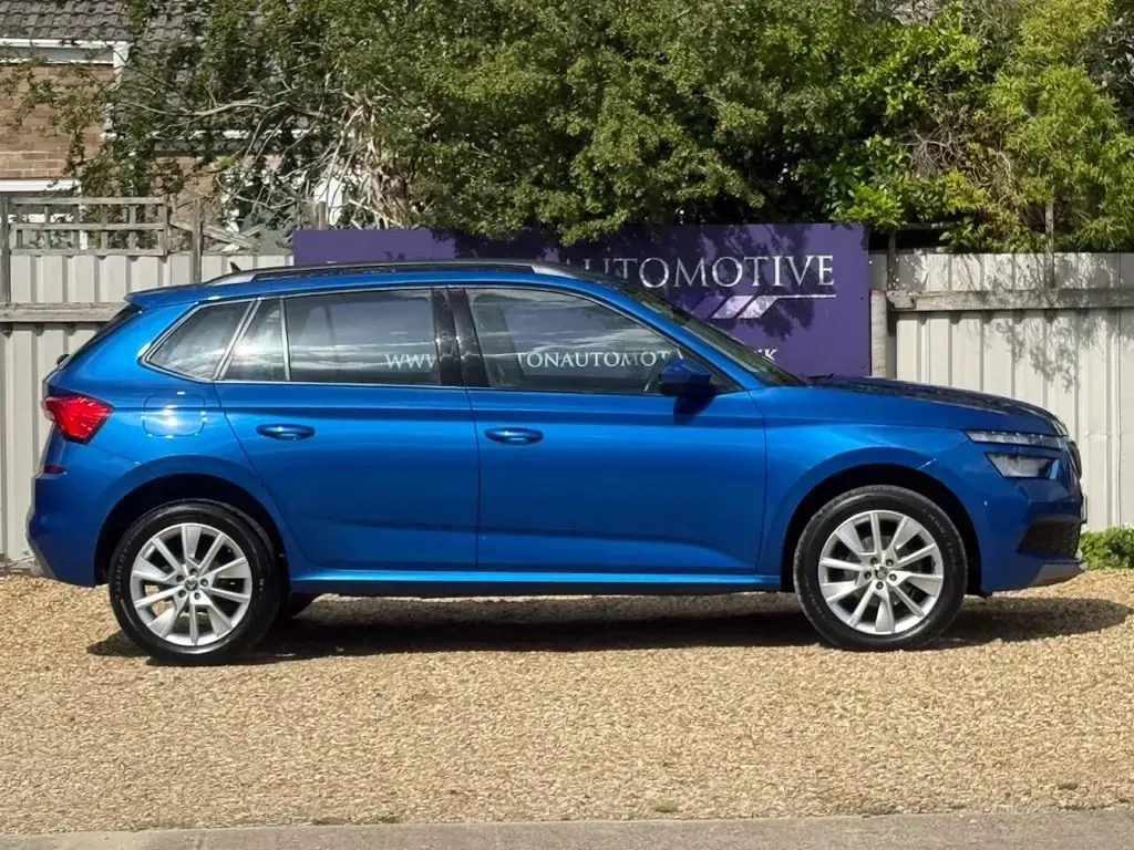 Used Skoda Kamiq SE 110 HP (80 kW) 2023 Blue SUV
