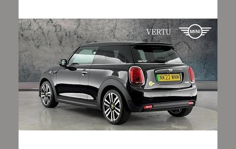 Used Mini Cooper S Level 2 132 kW (180 HP) 2022 Black Hatchback