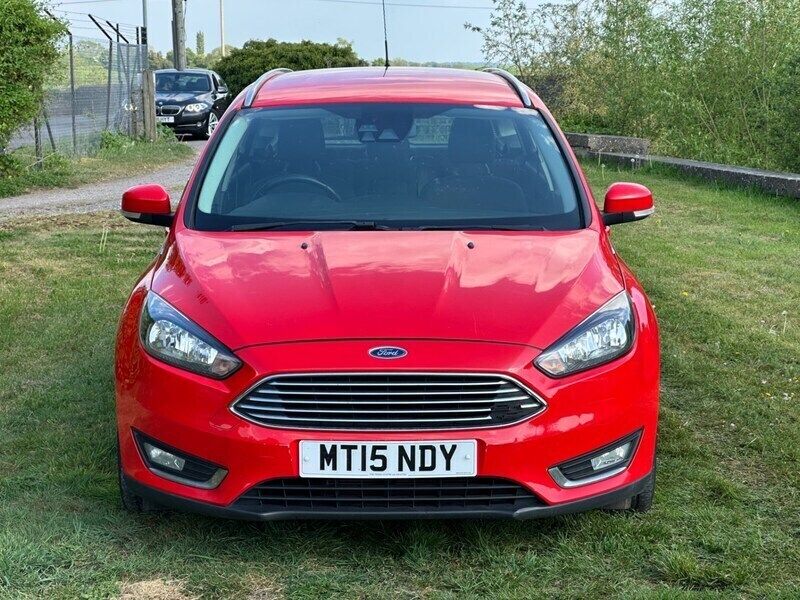 Red Used 2015 Ford Focus Titanium Estate | £3,995 (A bit pricey) - Image 1/4