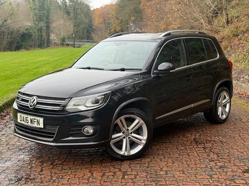 Black Used 2016 VW Tiguan R-line Edition SUV | £11,400 (Super price) - Image 1/4