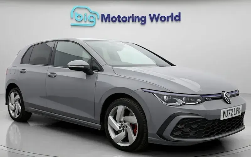 Used VW Golf VIII GTE 245 HP (180 kW) 2024 Hatchback