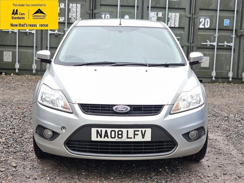 Used Ford Focus Style 99 HP (72 kW) 2008 Silver Hatchback